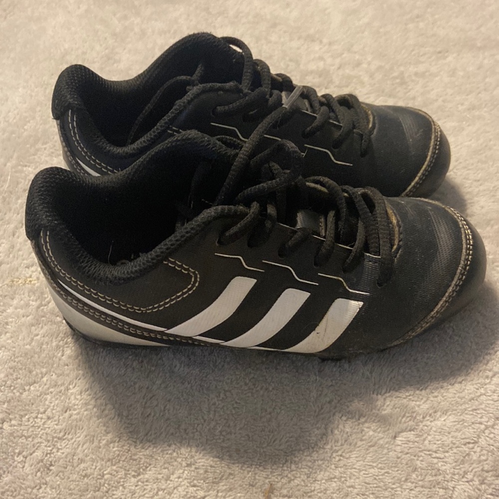 Baseball cleats, boys size 12K